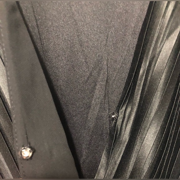 JAPNA black pleated long sleeve top size XS. - Picture 5 of 7